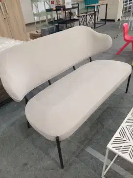 Sofa minimalis ruang tamu