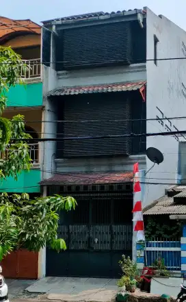 Disewakan Rumah lokasi strategis di Matraman