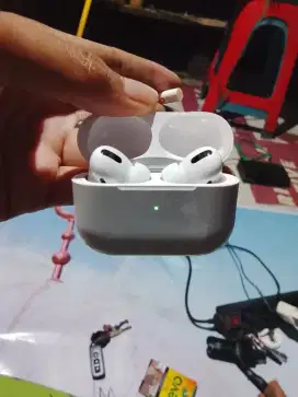 Airpods pro gen 1