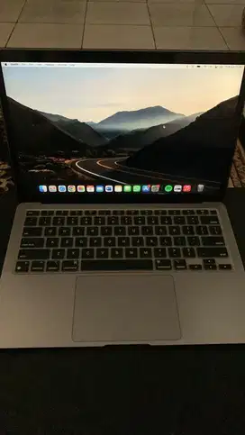 Macbook Air 13-inch, 2020
