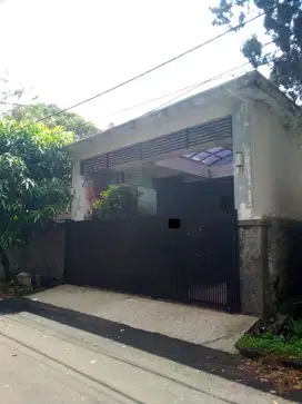 Rumah Komp Fajar Raya dkt Pemkot Cimahi Hook Security 24 Jam