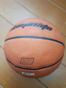 Bola Basket NIKE Dominate Outdoor Made in Thailand