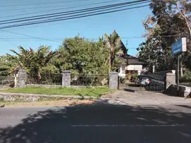 Jual rumah dan penginapan di jl kaliurang km 20 hargobinangun sleman