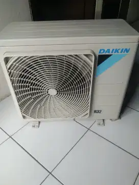 D jual sama pasang Terima dingin, ac daikin 1/2 pk r32