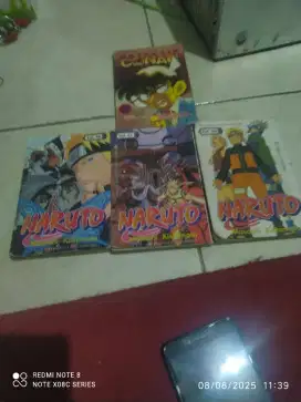 Komik Naruto +Detective Conan Bekas