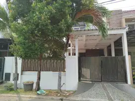 Dijual Rumah Tingkat Luas 144 Mtr Cluster Ifolia Harapan Indah Bekasi