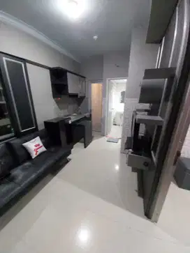 Jual Apartemen Gunawangsa MERR Furnished, Surabaya