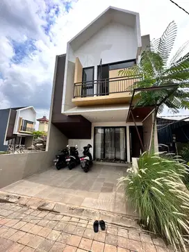 89 Jual Rumah Dekat LRT Ciracas, Di Cilangkap Jakarta Timur