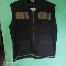 Rompi Hitam Keren