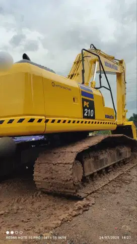 Exca Komatsu PC210 2022 
di Banjarmasin