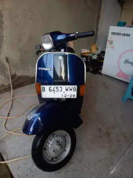 Vespa exclusive 2  1992 look px