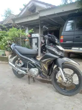 Jual jupiter 2011