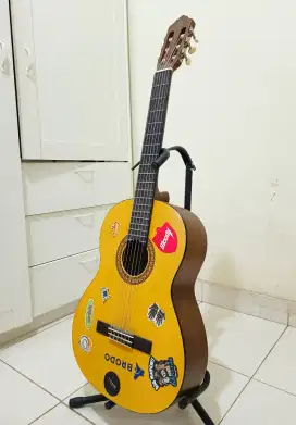 Gitar Yamaha C315