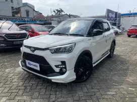 Toyota Raize  1.0 GR Sport Two Tone Bensin-AT 2021 Putih