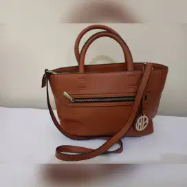 Husd pupiess Preloved