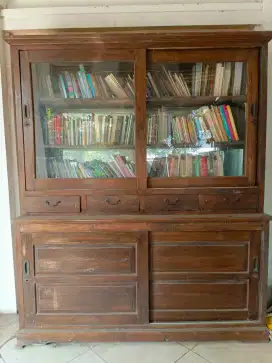 Lemari Kayu Jati Asli Kokoh