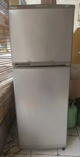 KULKAS LG 2PINTU NORMAL