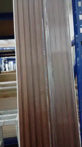 Tukang Kayu multiplek HPL, Tkang finishing tusir, tkang listrik mebel