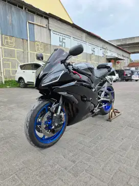 Yamaha R6 Hitam 2011