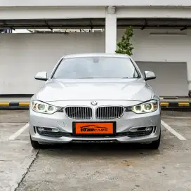 BMW 320d 2.0 Solar At tahun 2013