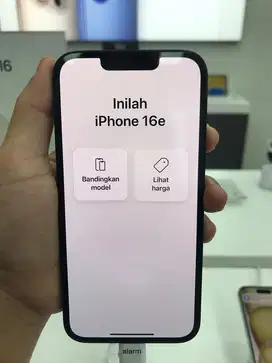 KREDIT HP IPHONE 16e