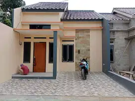 Rumah strategis 5menit ke stasiun Depok lama