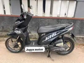 Honda beat fi tahun 2015 hitam