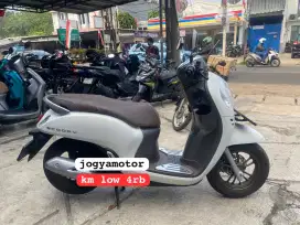 Honda scoopy prestige tahun 2024 cash /  credit