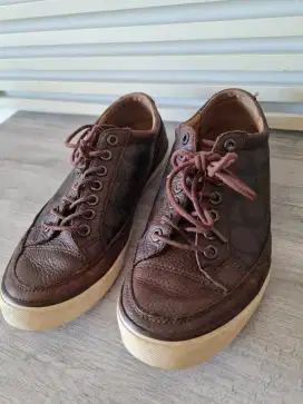 Sepatu coach 100% original mulus size 41