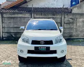 CASH TOYOTA Rush S A/T 2012 - White Metallic