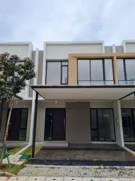 Sewa rumah hadap selatan di Pantai Indah Kapuk 2