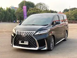LEXUS LM350 LOMBARDI AT HITAM 2018 (UBAHAN ALPHARD G ATPM)
