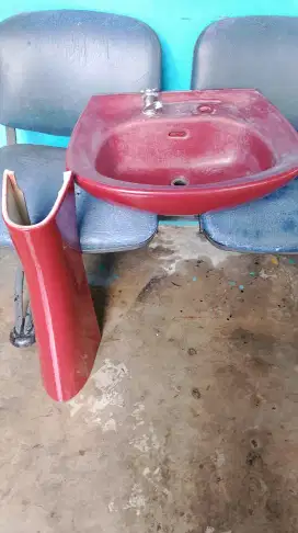 Wastafel Pedestal Toto (Tinggi 90cm)
