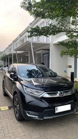 CR-V 1.5 TURBO PRESTIGE 2018 – VERY LOW KM. BLACK (RARE)