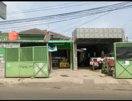 Di jual rumah cocok untuk usaha mini market apotek dll lokasi mind roa