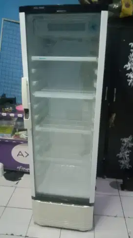 Dijual Showcase nofross termurah kondisi normal siap pakai harga