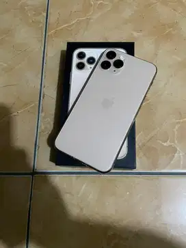 iPhone 11 pro, 256gb, gold
