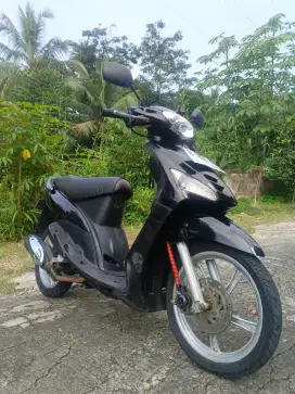 Dijual Cepat Yamaha Mio Sporty 2008 Hitam Standar.