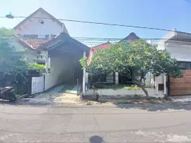 Rumah Hunian Kawasan Elite Perumahan Griya Shanta Suhat