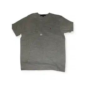 Kaos cowo branded