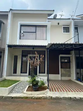 Disewakan rumah di serpong estate