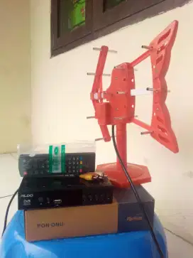 STB TV SET TOP BOX DAN ANTENA INDOOR SEPAKET