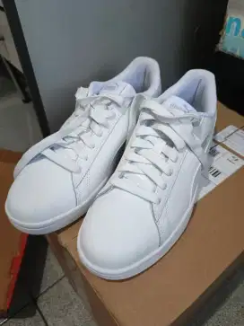 SEPATU PUTIH PMA SMASH V2