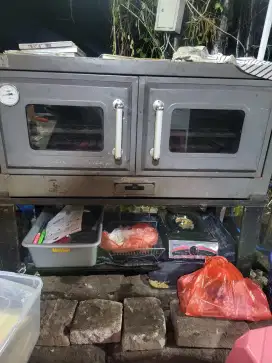 DIJUAL OVEN GAS
