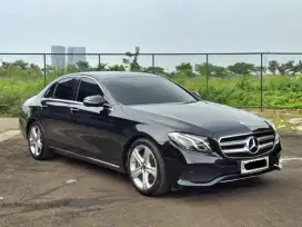Mercedes Benz Mercy E250 Avantgarde 2017 Low KM 43RB Antik