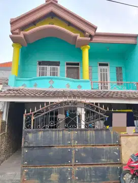 25. DIJUAL RUMAH DELTASARI INDAH 2 LANTAI WARU SIDOARJO