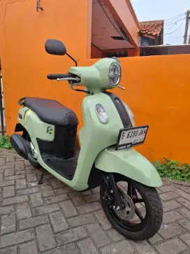 (WRNA Trbaru) Yamaha Fazzio Keyles Connected 2025 Mulus Brgrnsi
