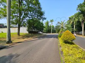 Dijual  Kavling Boulevard  Villa Golf Raya Modernland