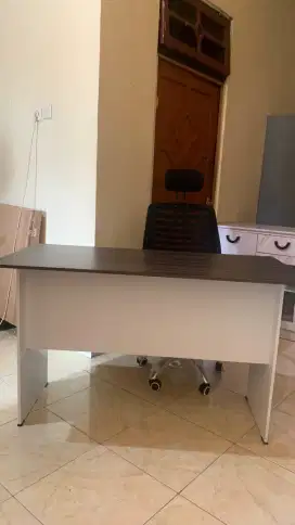 Promo Set Meja Kursi Kantor Kerja Termurah Terlaris