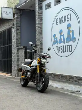 Honda monkey gen3 yellow 2022/2023